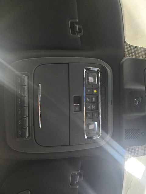 Used 2025 Ford F150 Raptor w/ Equipment Group 803A Raptor R image 18