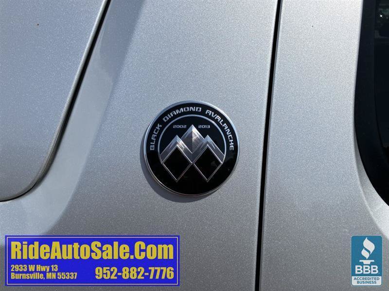 Used 2013 Chevrolet Avalanche LTZ AWD/4WD image 40