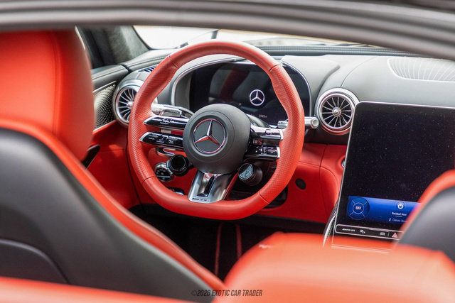 Used 2025 Mercedes-Benz AMG GT 63 image 30