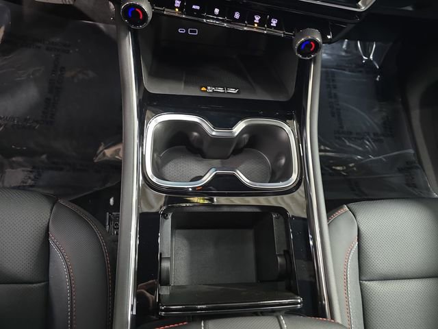 New 2026 Chevrolet Traverse Z71 w/ Driver Confidence Package image 27