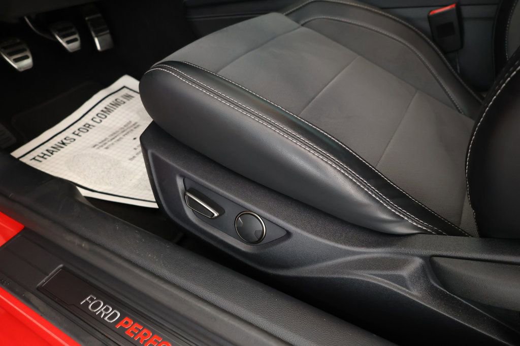 Used 2019 Ford Mustang Shelby GT350 w/ Technology Package image 9