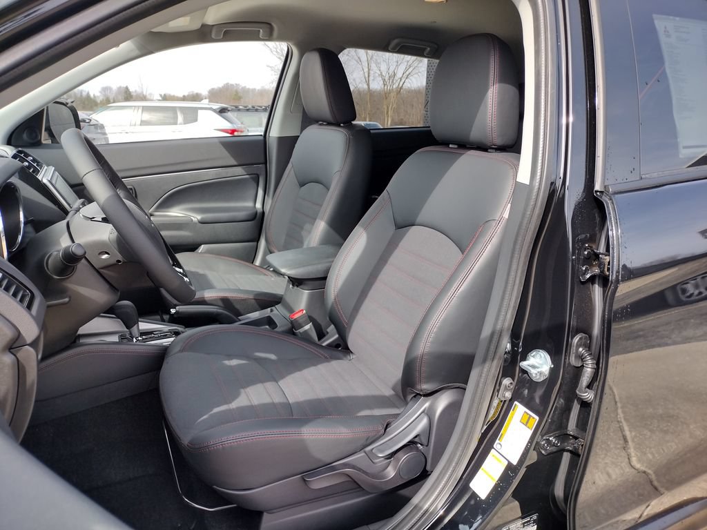New 2026 Mitsubishi Outlander Sport SE AWD/4WD image 5