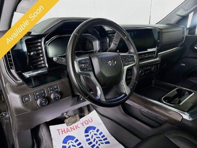 Used 2024 Chevrolet Silverado 2500 LTZ w/ LTZ Plus Package AWD/4WD image 9