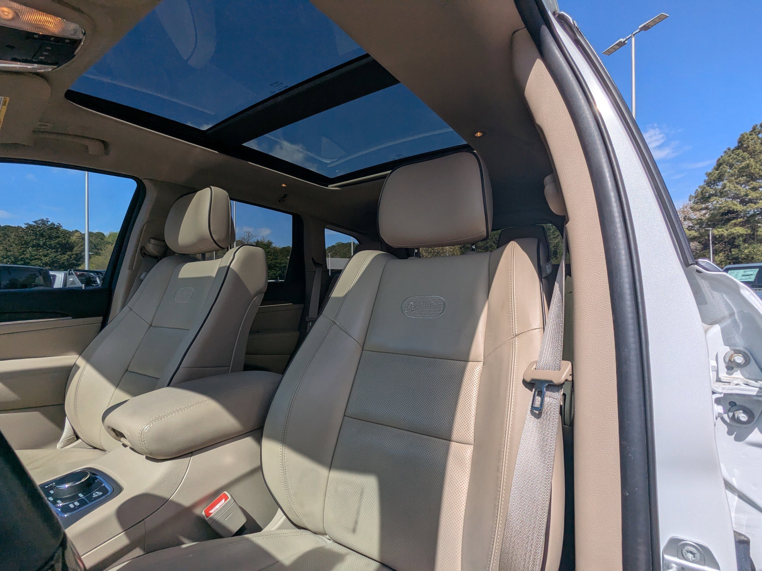 Certified 2021 Jeep Grand Cherokee Limited image 15