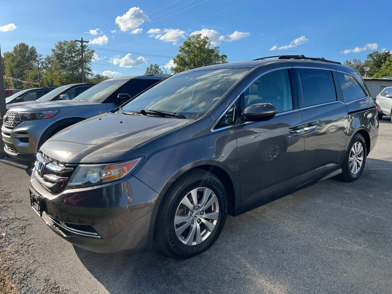 Used 2014 Honda Odyssey EX image 2
