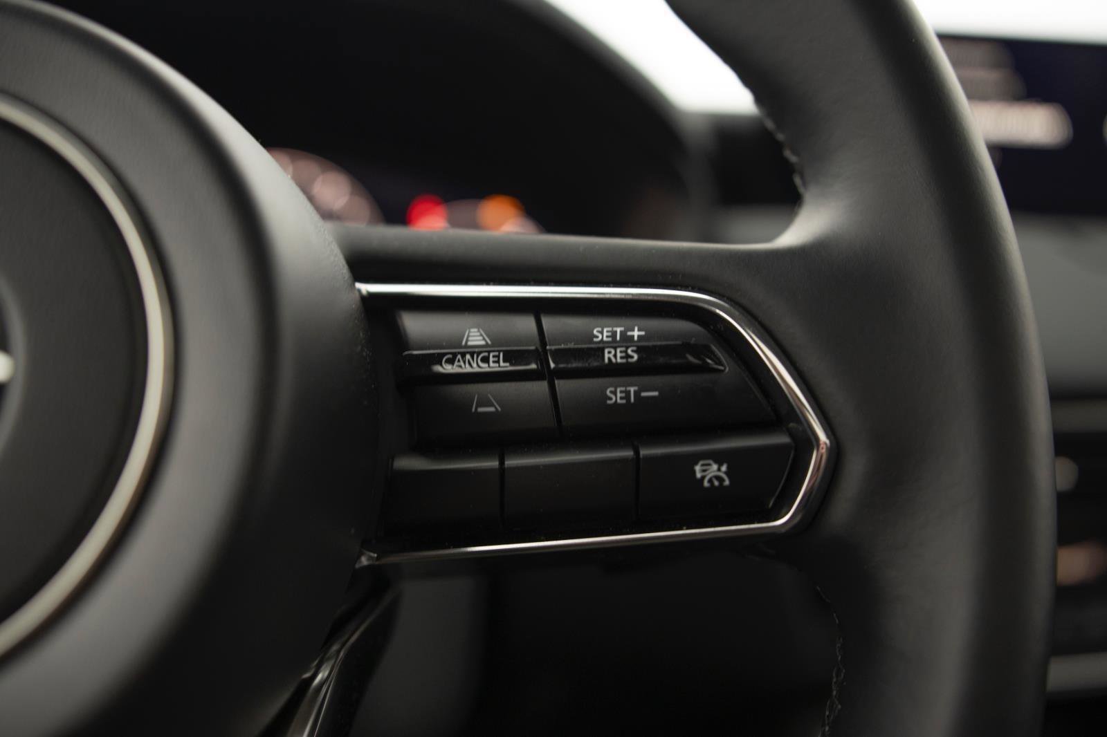 Used 2024 MAZDA CX-90 Plug-In Hybrid w/ Premium Pkg image 7