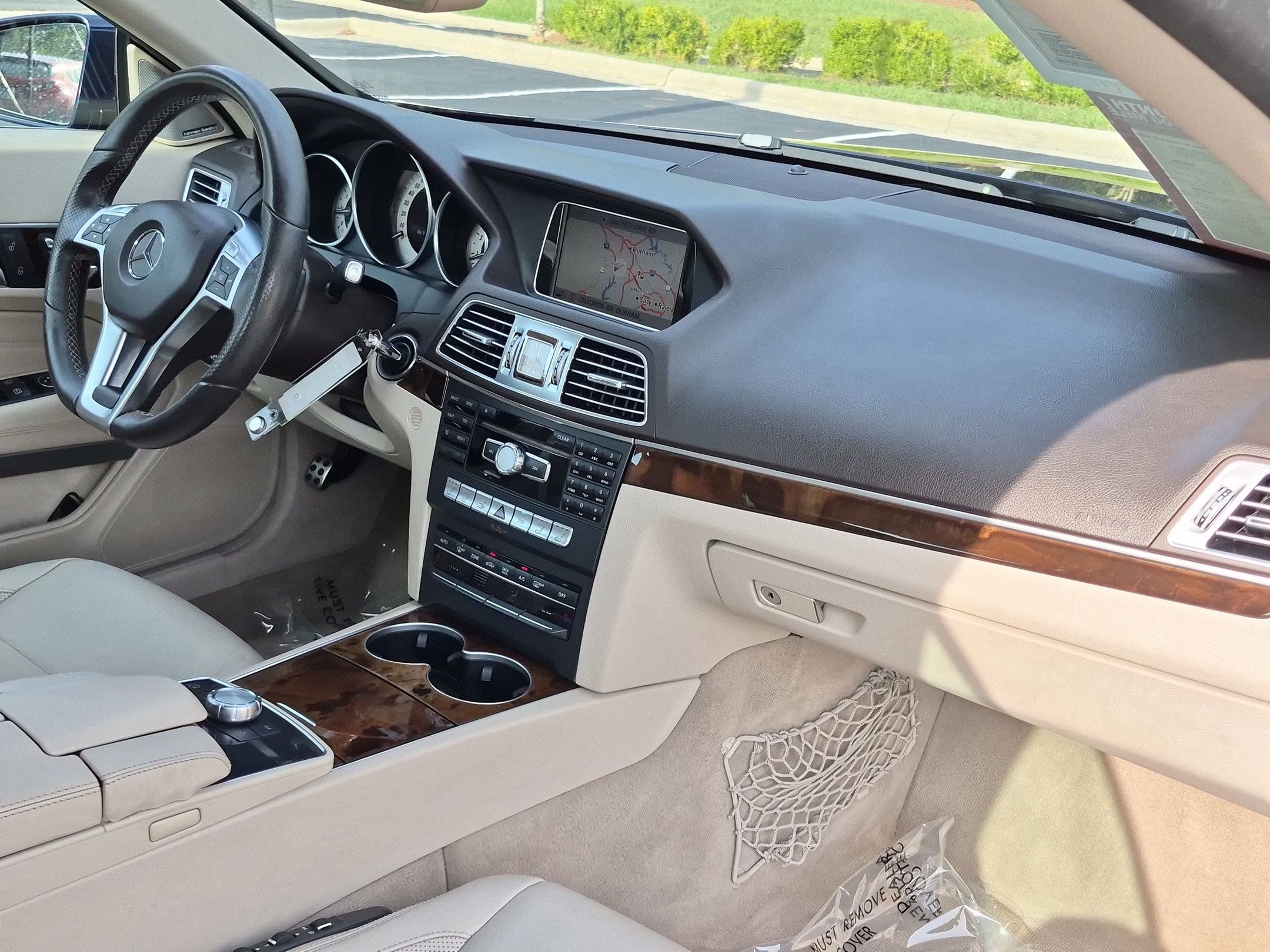 Certified 2015 Mercedes-Benz E 400 Cabriolet image 32