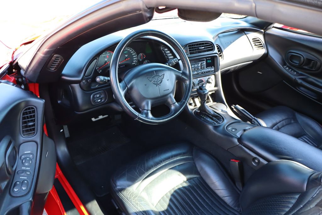 Used 2000 Chevrolet Corvette Convertible image 14