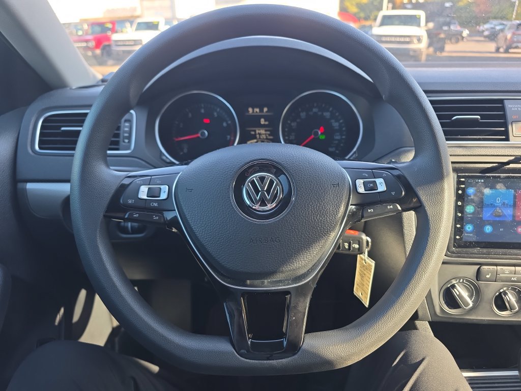 Used 2017 Volkswagen Jetta S w/ Jetta S Cold Weather Package FWD image 24