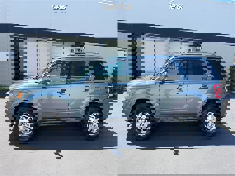 Used 2011 Ford Escape XLT FWD image 8