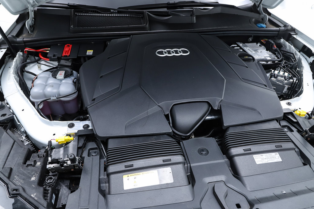 Used 2026 Audi Q7 3.0T Premium AWD/4WD image 31