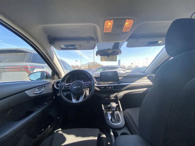 Used 2023 Kia Forte LXS image 6