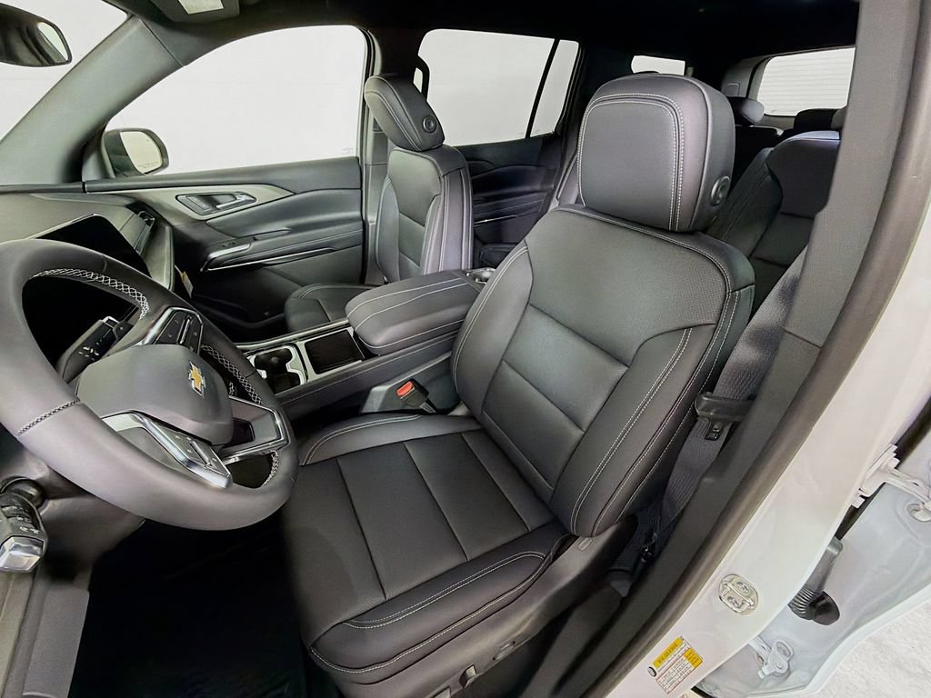 New 2026 Chevrolet Traverse LT w/ LPO, Floor Liner Package AWD/4WD image 11