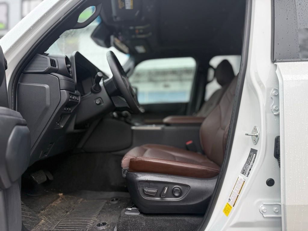 Used 2026 Toyota Land Cruiser w/ Premium Package image 17