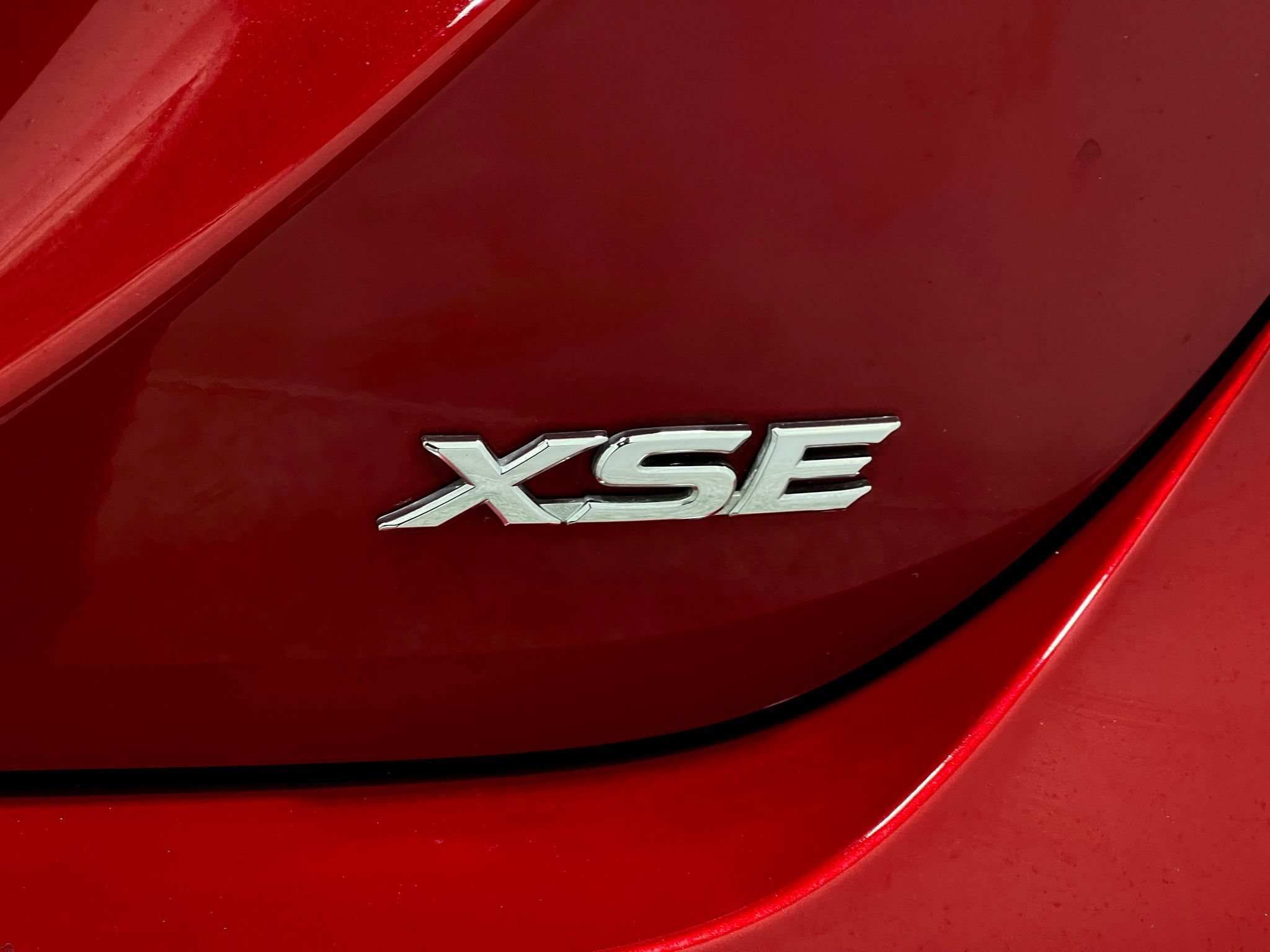 Used 2020 Toyota Camry XSE FWD image 38