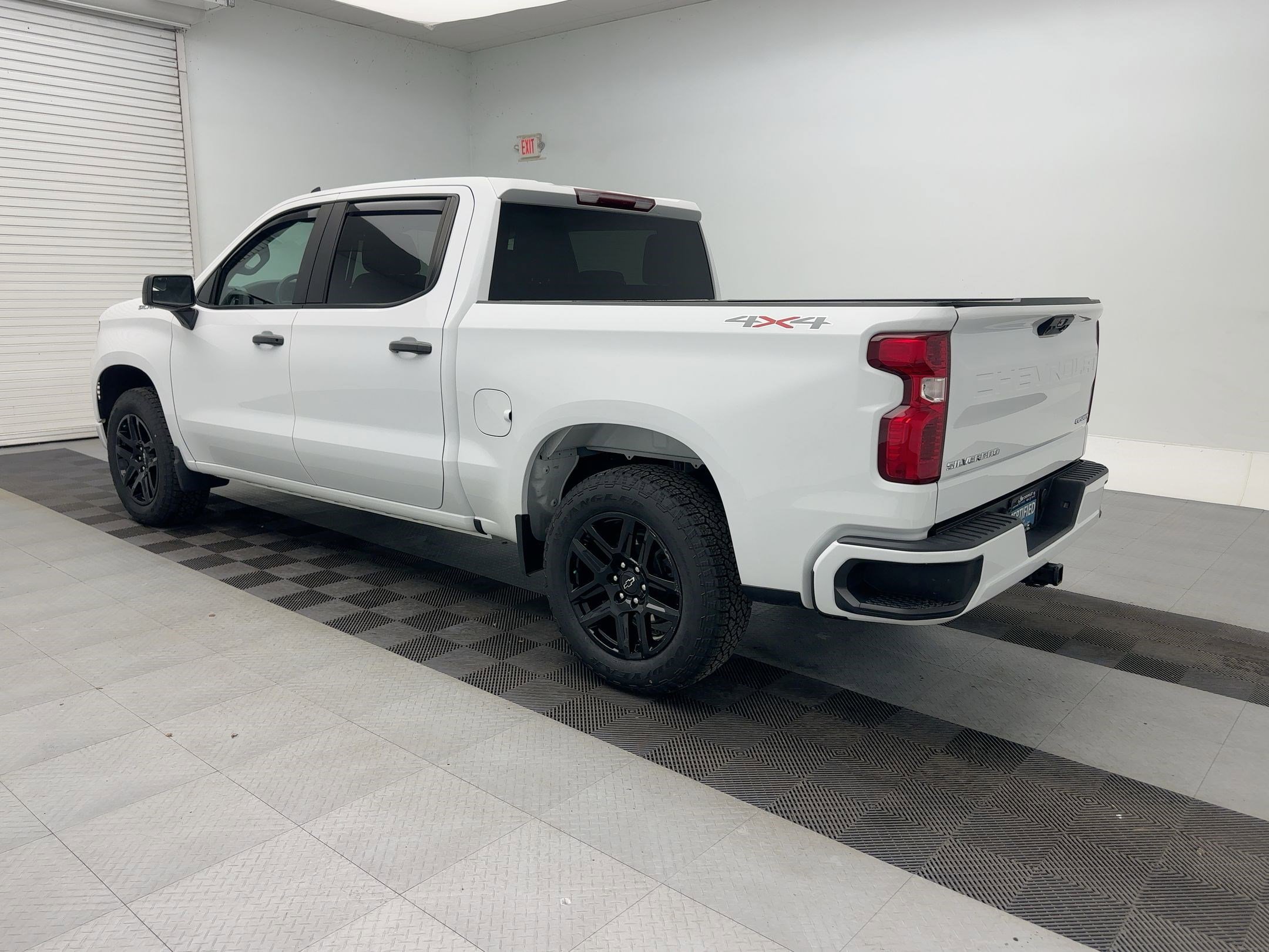 Certified 2023 Chevrolet Silverado 1500 Custom image 3