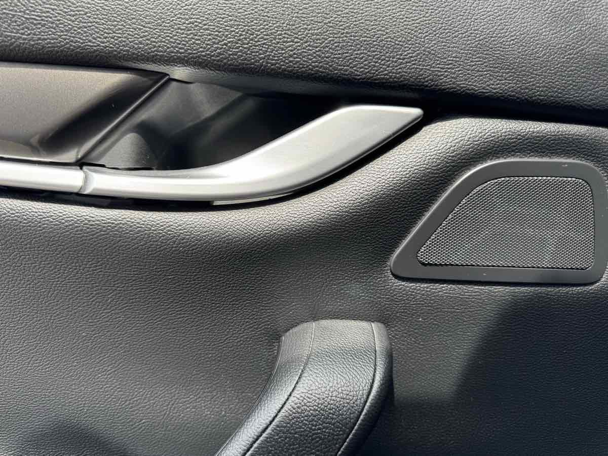Used 2016 Maserati Ghibli RWD image 45