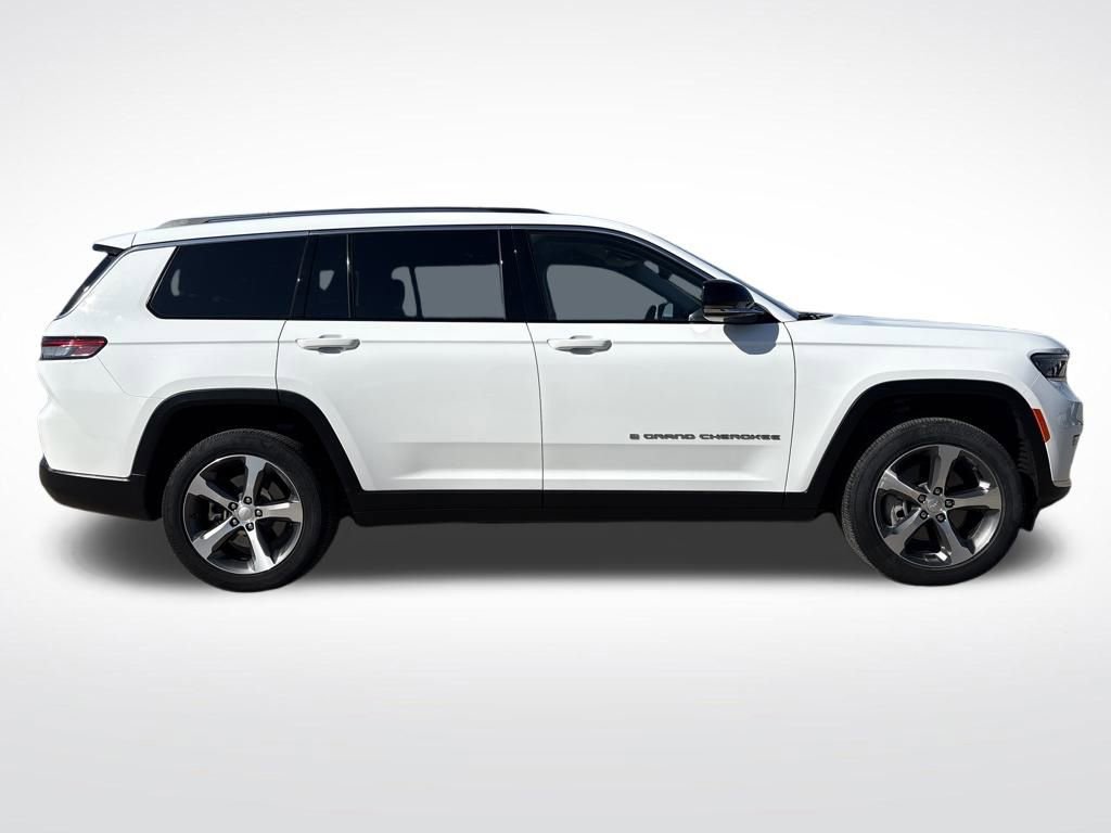 Used 2024 Jeep Grand Cherokee L Limited image 8