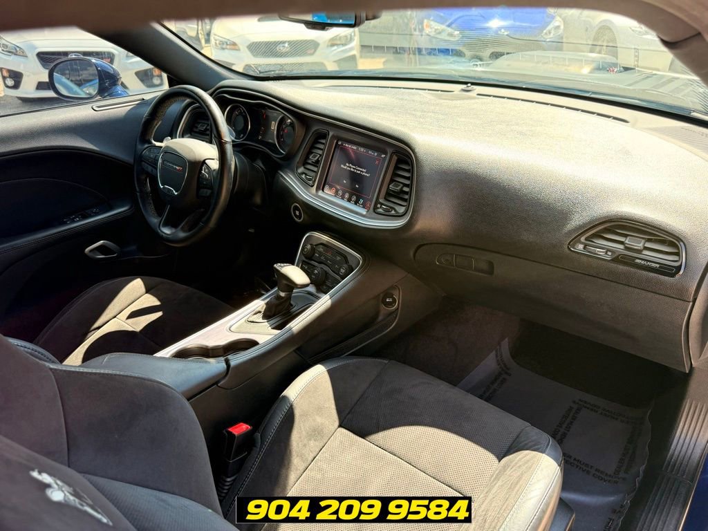 Used 2017 Dodge Challenger R/T Scat Pack RWD image 28