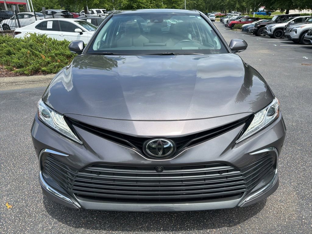 Used 2023 Toyota Camry XLE w/ Navigation Package FWD image 3