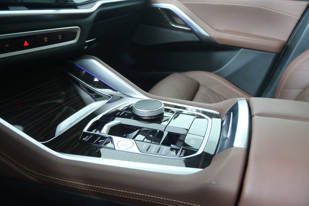 Certified 2025 BMW X6 xDrive40i AWD/4WD image 23