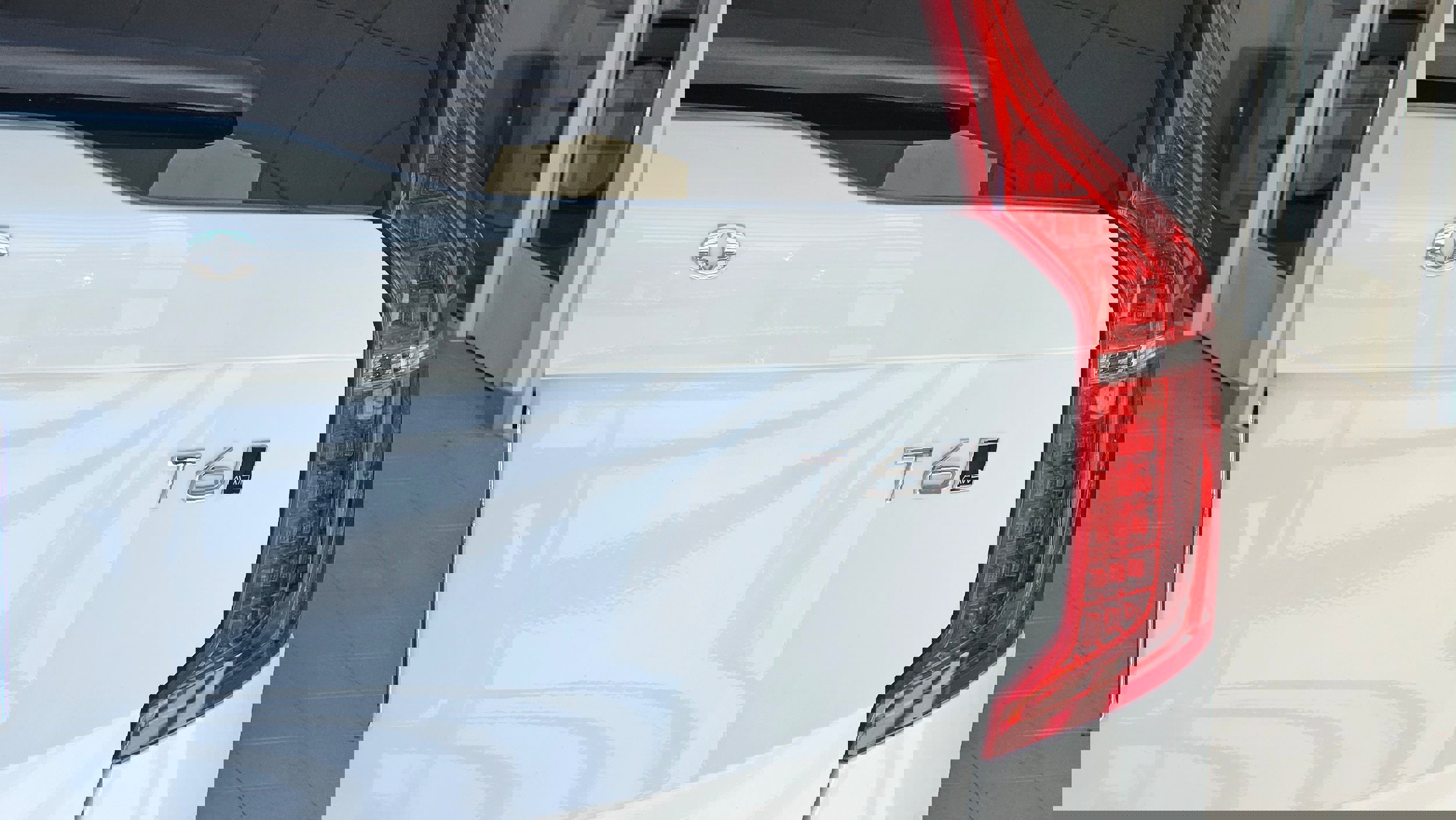 Certified 2022 Volvo XC90 T6 Inscription w/ Climate Package image 7