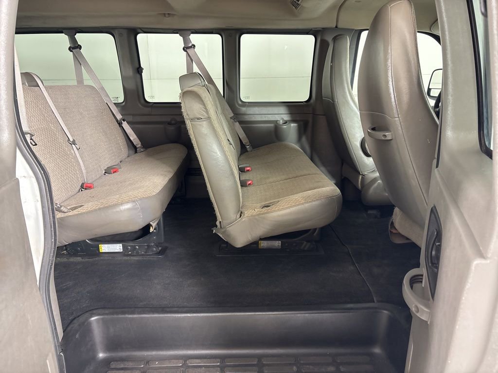Used 2014 Chevrolet Express 1500 LS RWD image 25