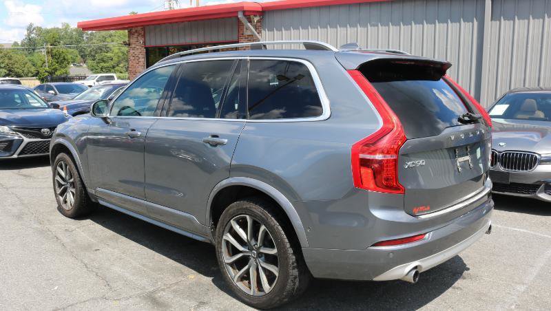 Used 2018 Volvo XC90 T5 Momentum w/ Convenience Package FWD image 5