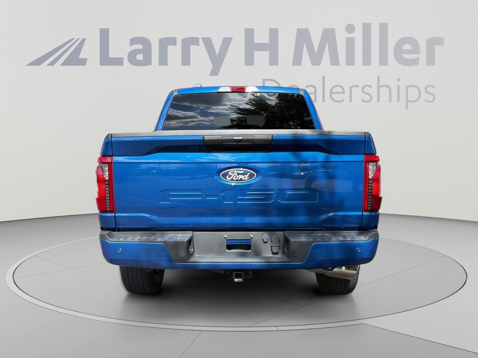 Used 2025 Ford F150 STX w/ Equipment Group 200A AWD/4WD image 4
