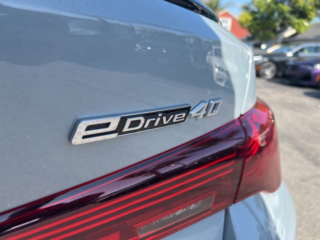 Certified 2025 BMW i4 eDrive40 w/ M Sport Package RWD image 7