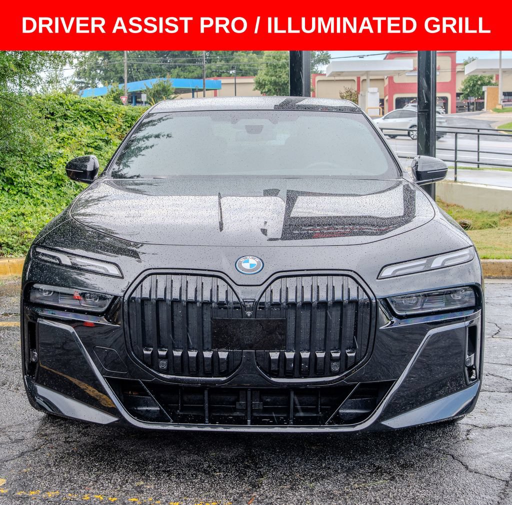 Used 2023 BMW i7 xDrive60 AWD/4WD image 2