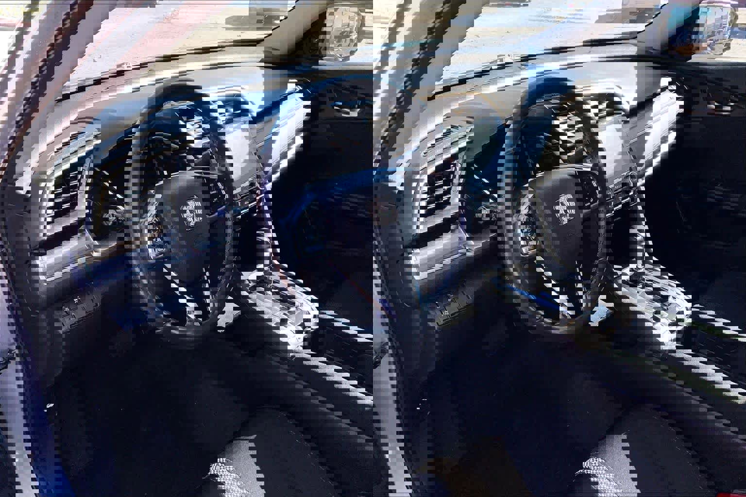 Used 2019 Honda Civic EX image 18