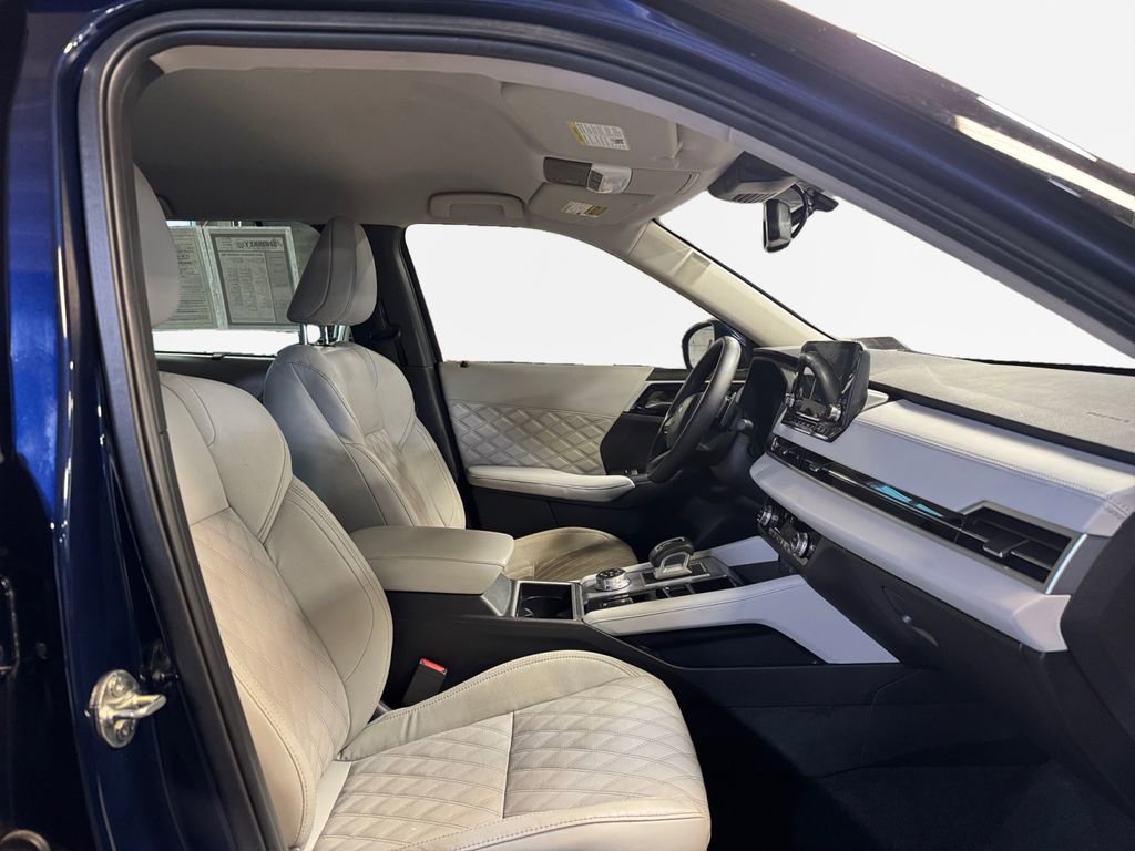 Used 2023 Mitsubishi Outlander SEL image 26