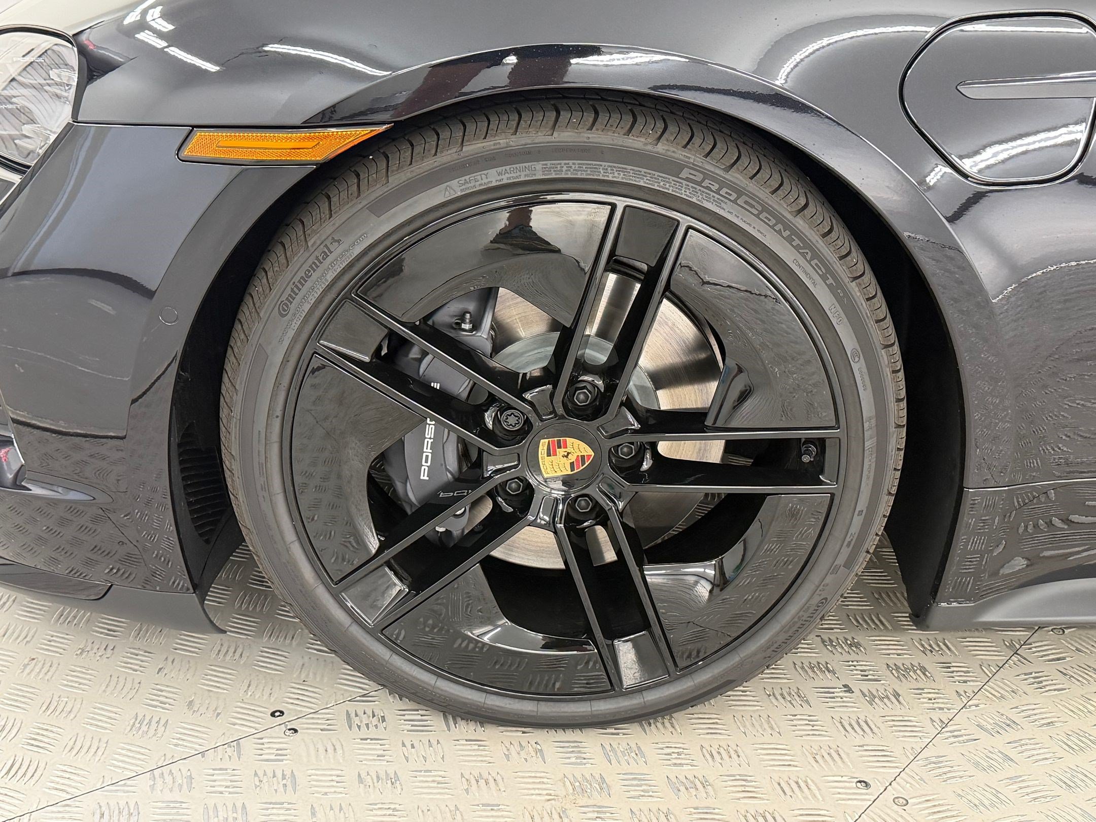 New 2026 Porsche Taycan RWD image 13