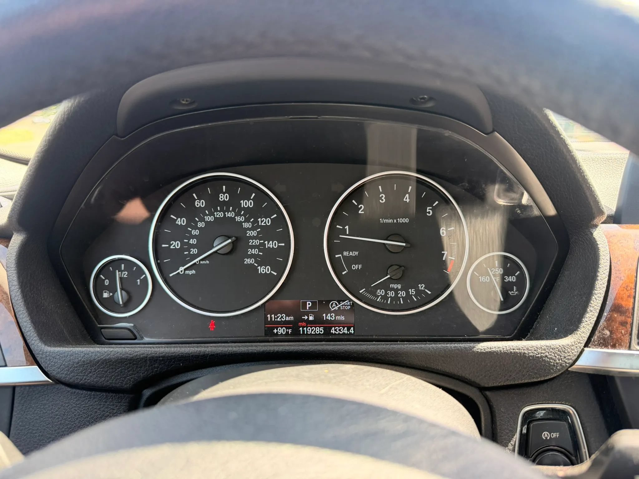 Used 2013 BMW 335i xDrive Sedan AWD/4WD image 16