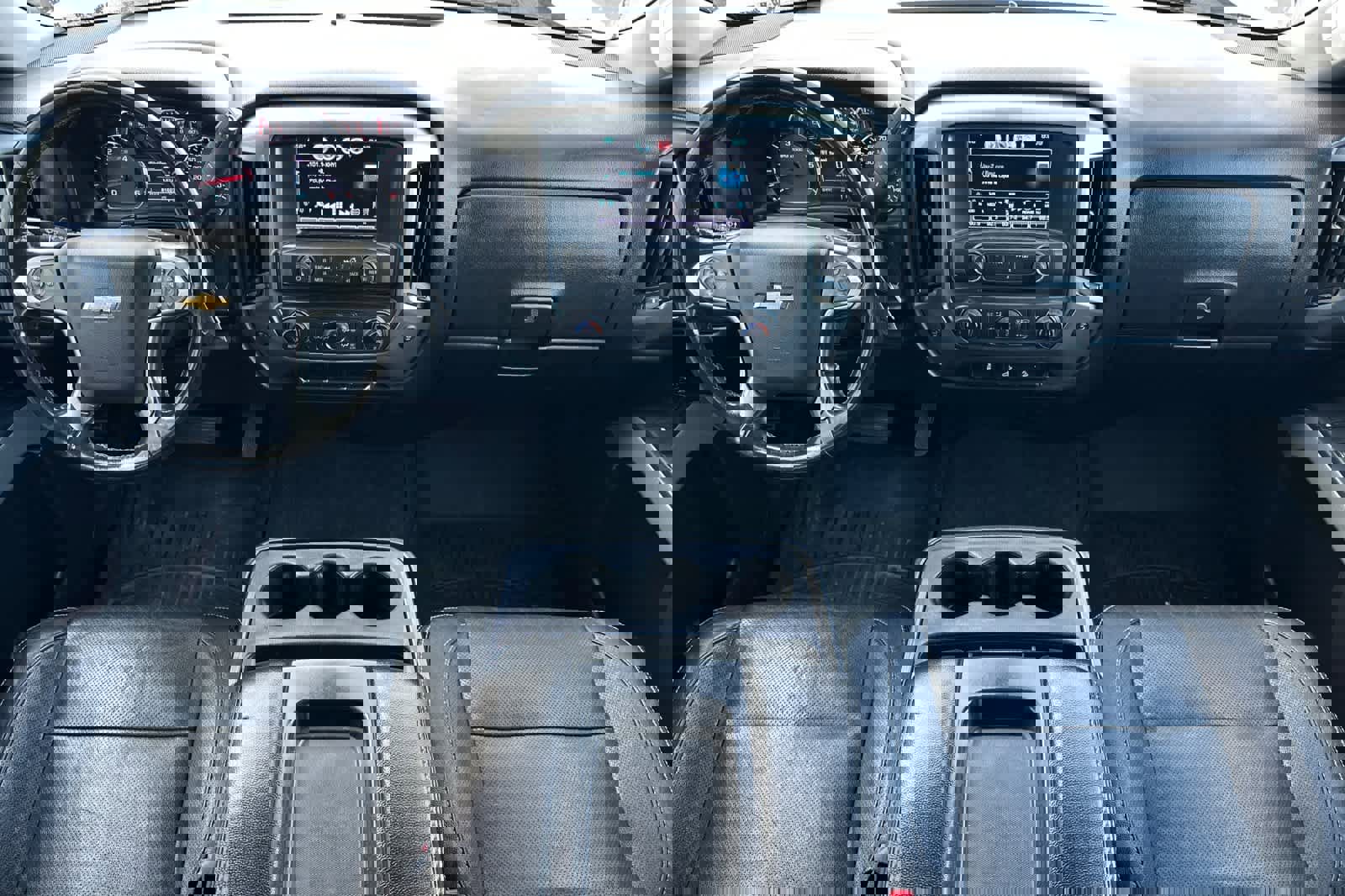 Used 2018 Chevrolet Silverado 1500 LT w/ All Star Edition image 3