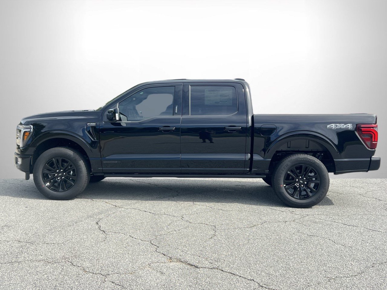 New 2026 Ford F150 Platinum w/ Equipment Group 702A High AWD/4WD image 22
