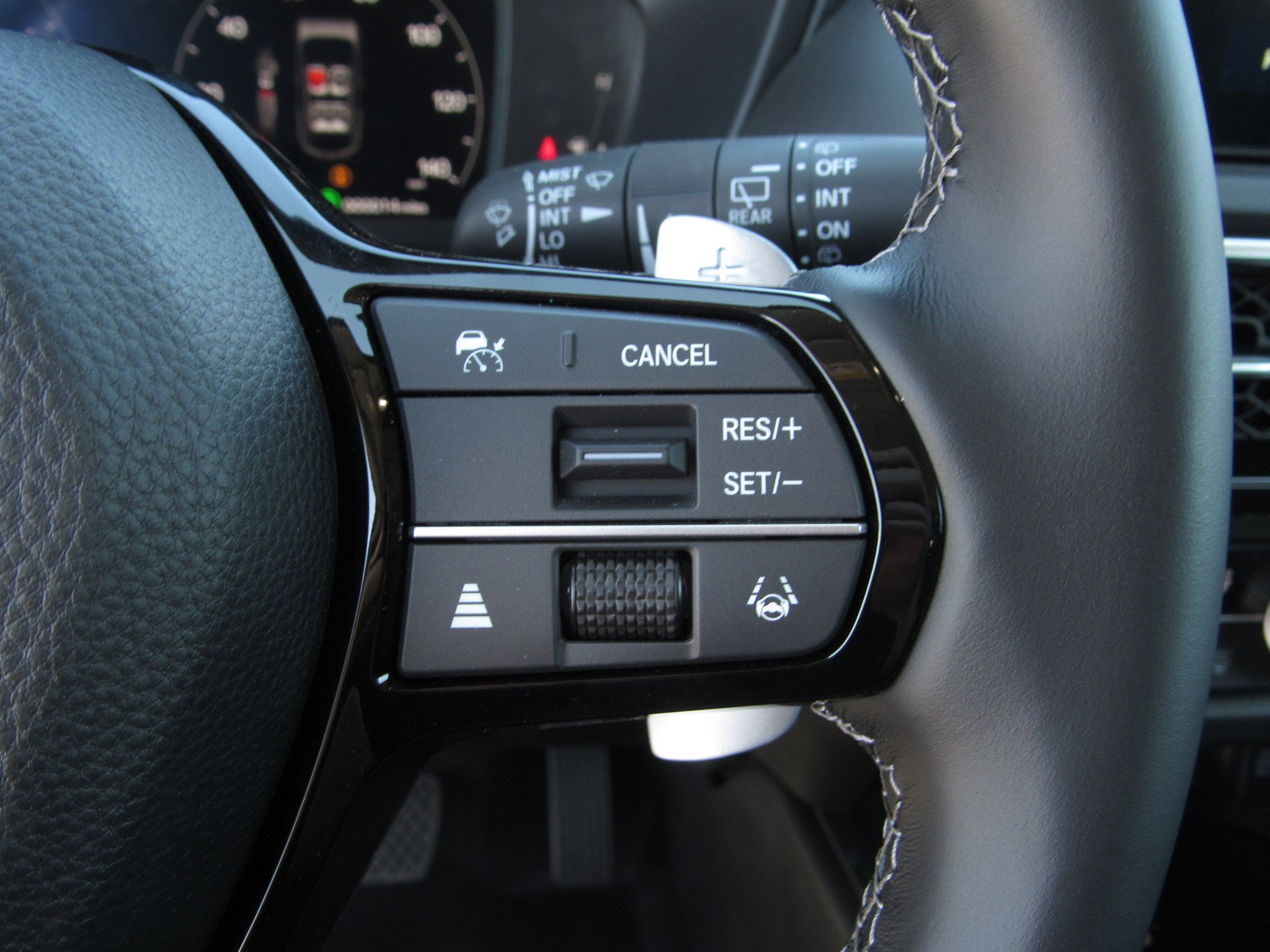 Certified 2025 Acura ADX FWD image 28