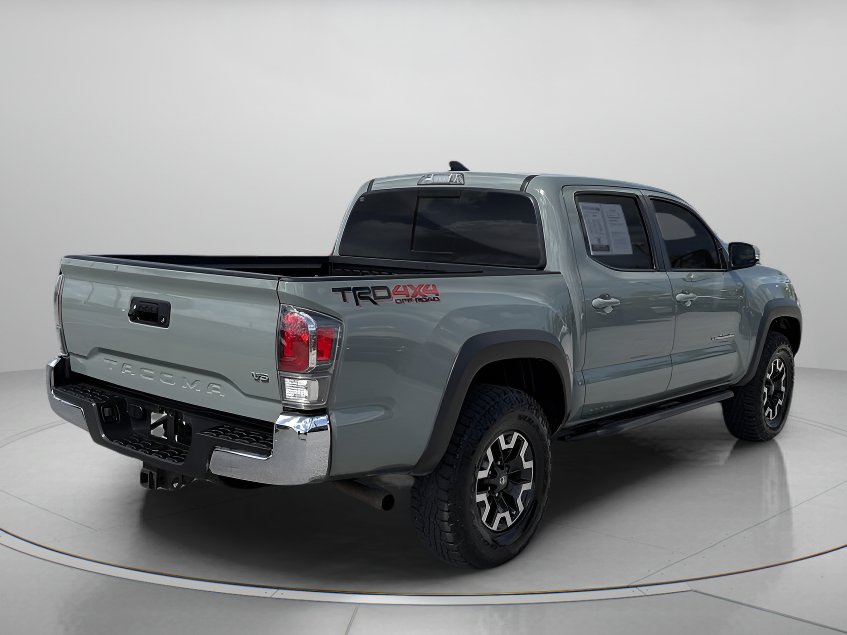 Used 2022 Toyota Tacoma TRD Off-Road AWD/4WD image 3