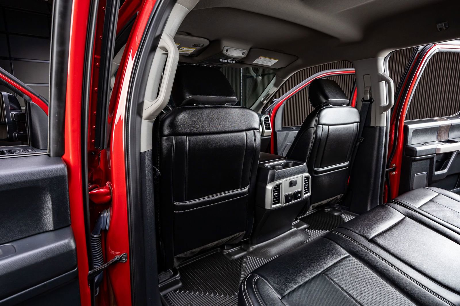 Used 2021 Ford F250 Lariat image 34