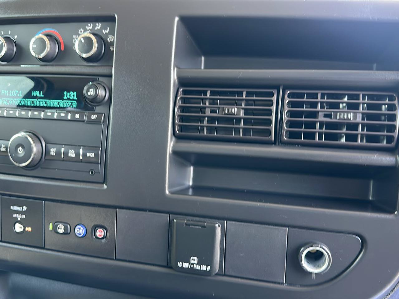 Used 2023 Chevrolet Express 3500 LS RWD image 8