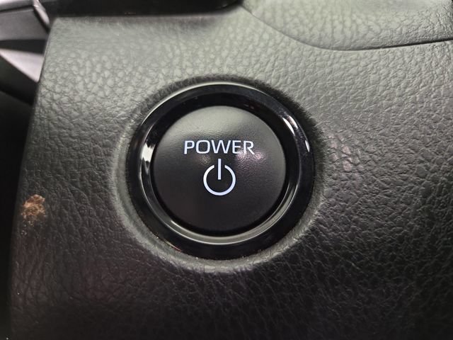 Used 2025 Toyota Camry SE FWD image 23