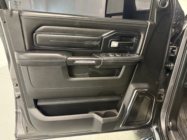 Used 2024 RAM 3500 Limited AWD/4WD image 13