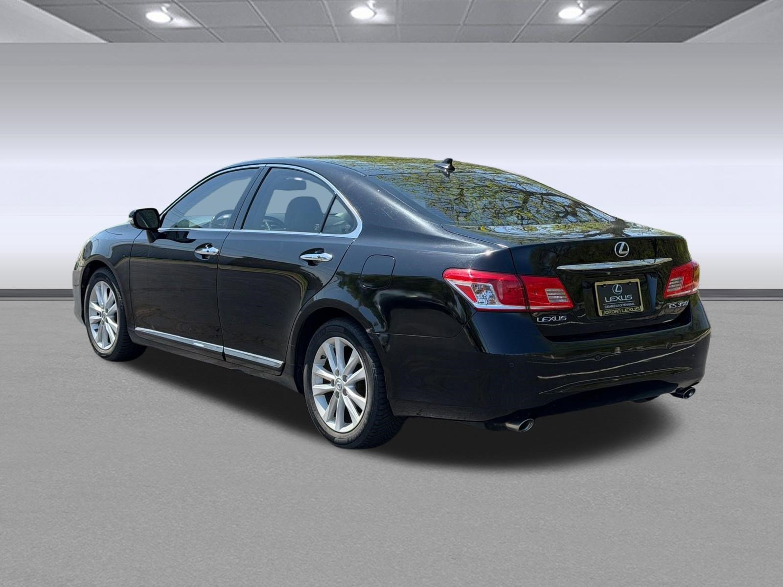 Used 2011 Lexus ES 350 image 3