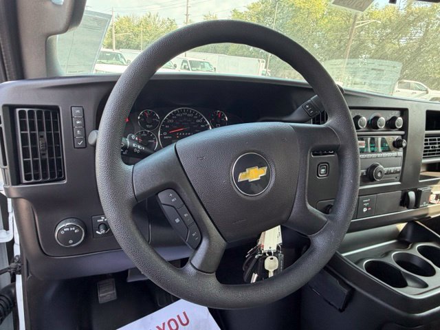 New 2026 Chevrolet Express 3500 w/ Power Convenience Package RWD image 31