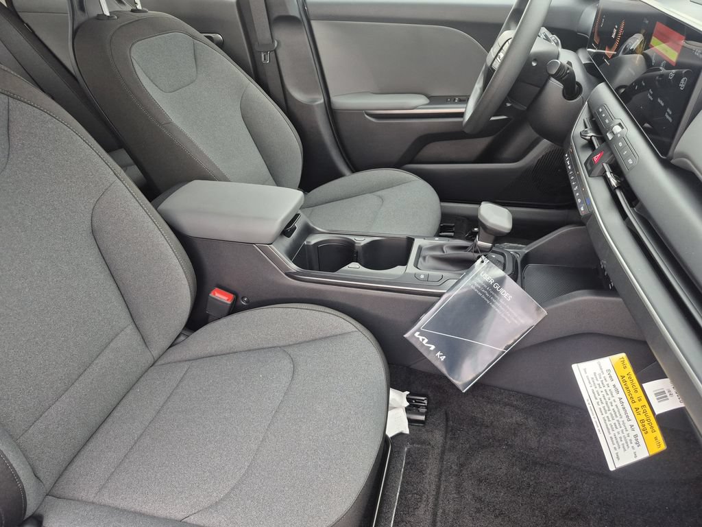 New 2026 Kia K4 FWD image 15