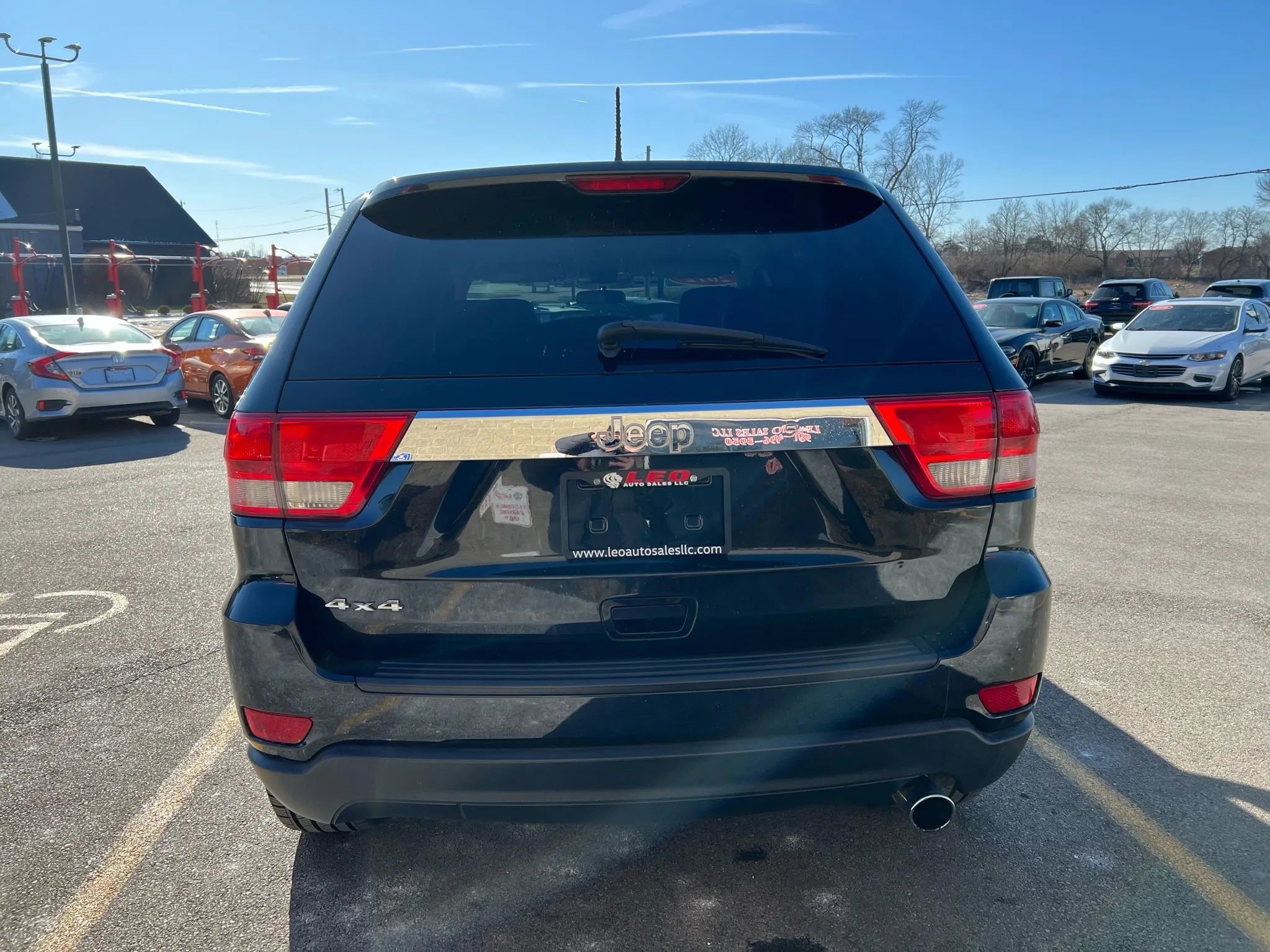 Used 2012 Jeep Grand Cherokee Laredo w/ Laredo E Group image 6