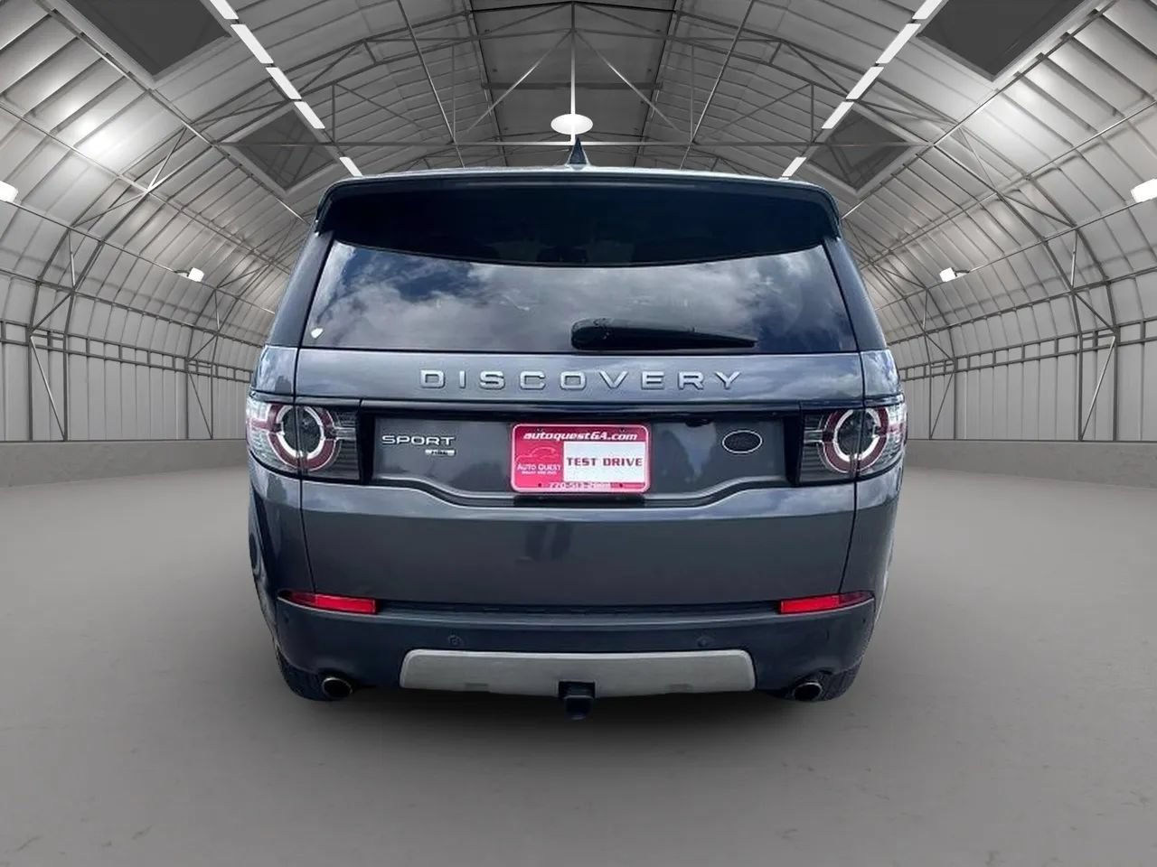 Used 2017 Land Rover Discovery Sport HSE AWD/4WD image 5