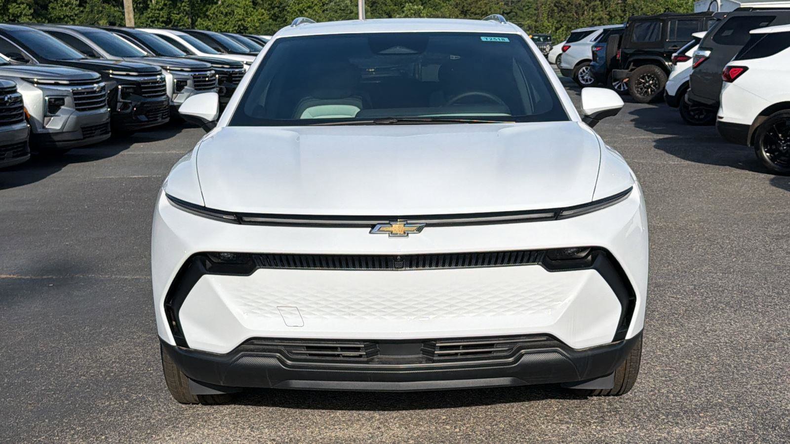 New 2026 Chevrolet Equinox EV LT FWD video 2