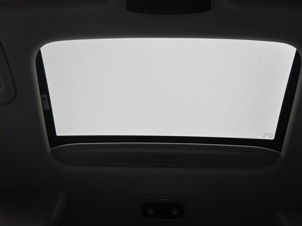 Used 2023 Kia Niro SX Touring image 15